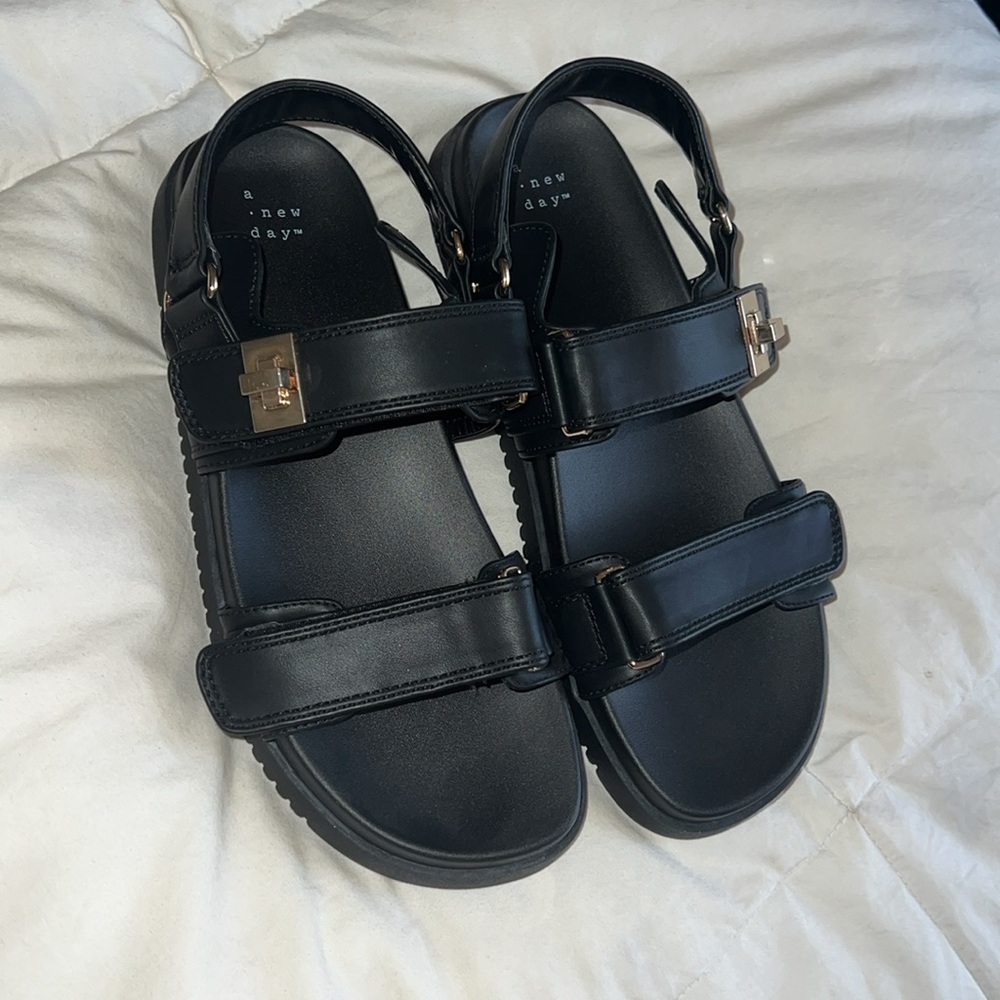 Target Sandals - Picture 3 of 5